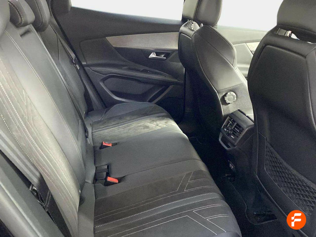 Foto Peugeot 3008 16