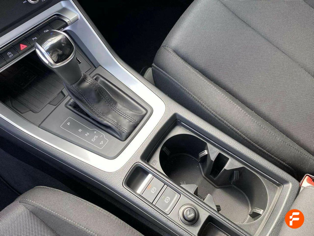Foto Audi Q3 24