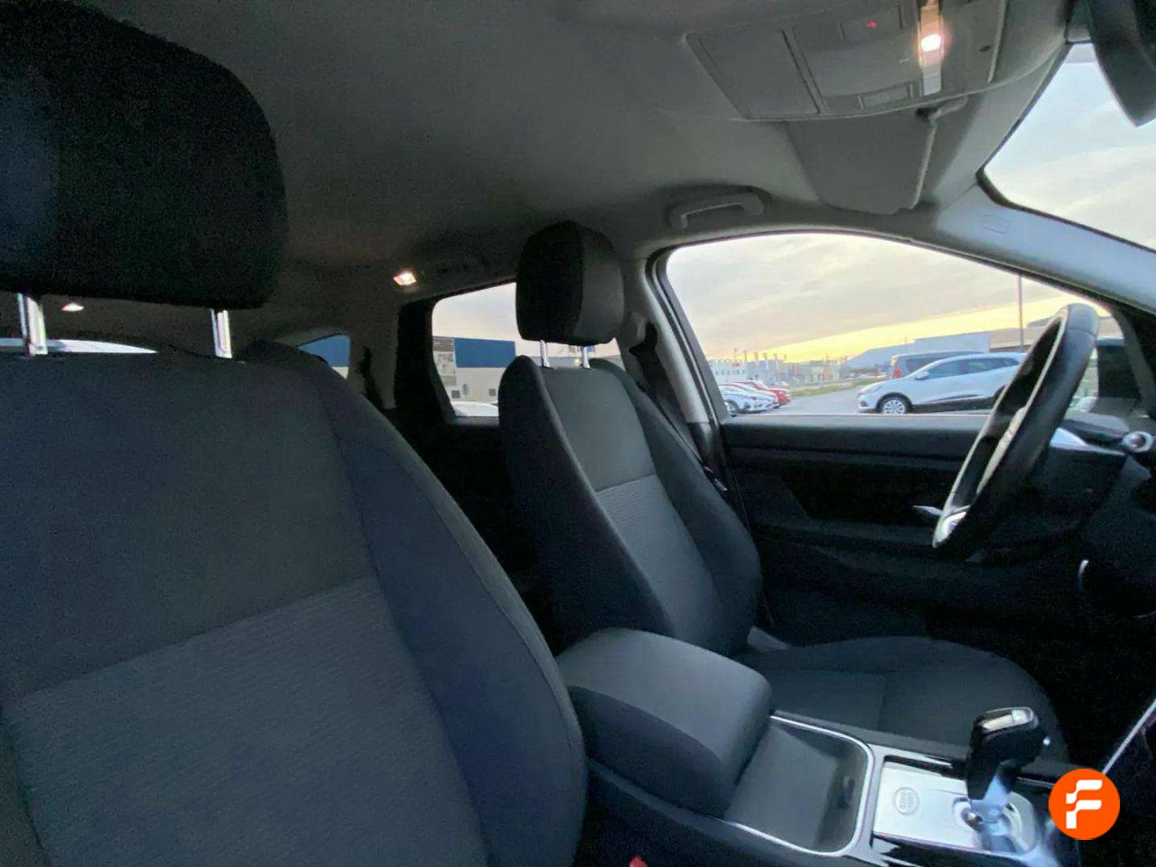 Foto Land-Rover Discovery Sport 21