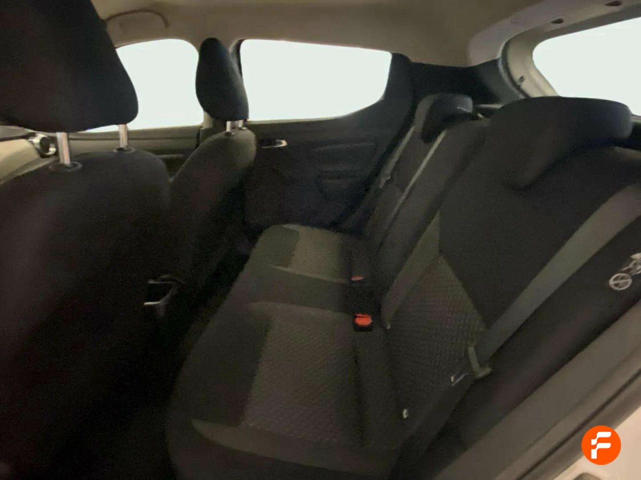Foto Nissan Micra 15