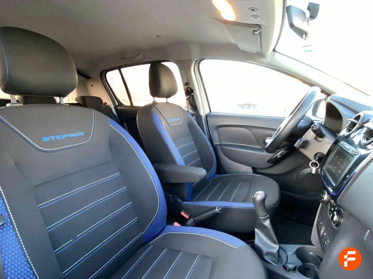 Foto Dacia Sandero 19