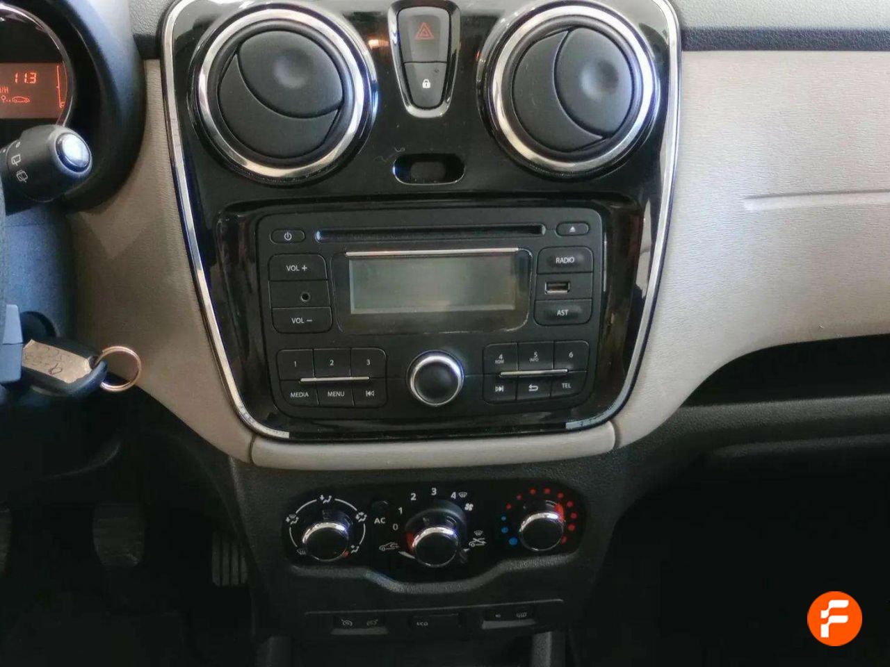 Foto Dacia Lodgy 9