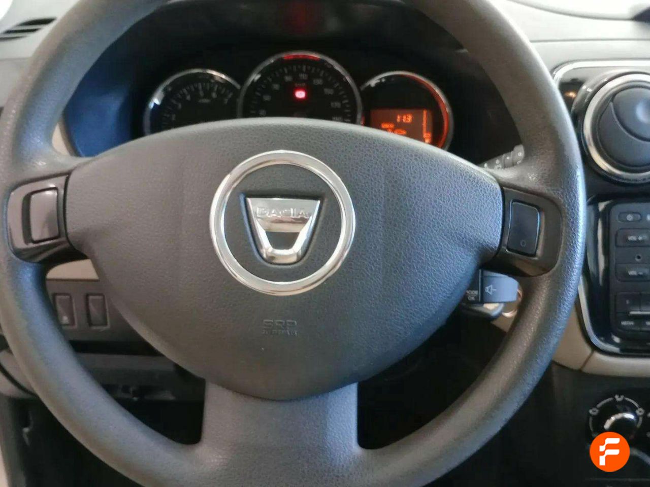 Foto Dacia Lodgy 11