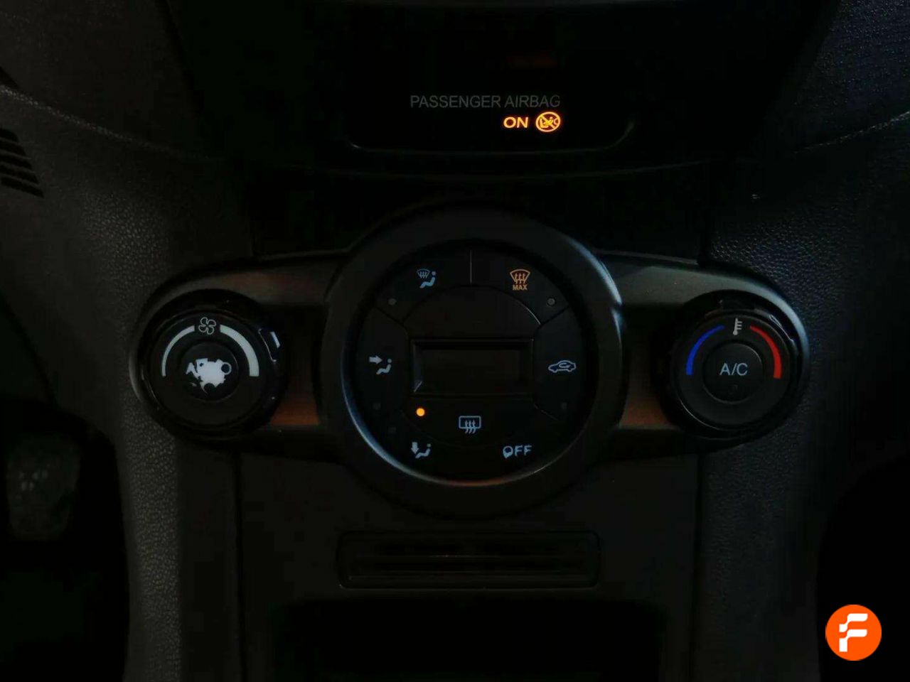 Foto Ford Fiesta 16