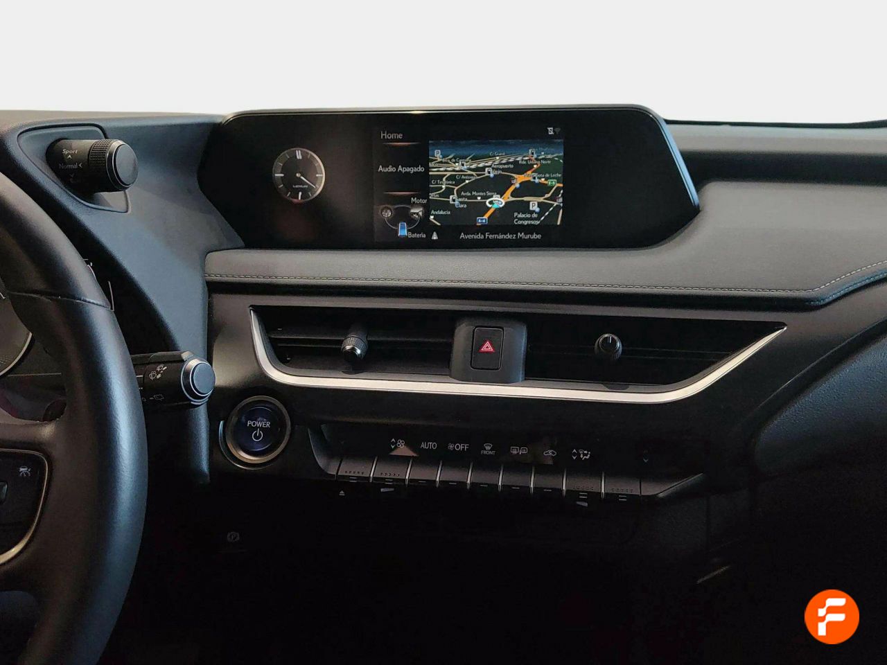 Foto Lexus UX 9