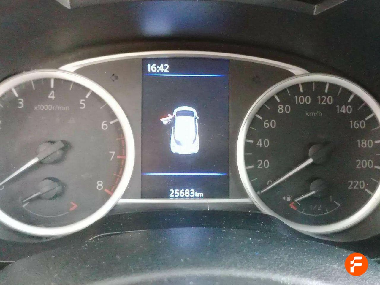 Foto Nissan Micra 9