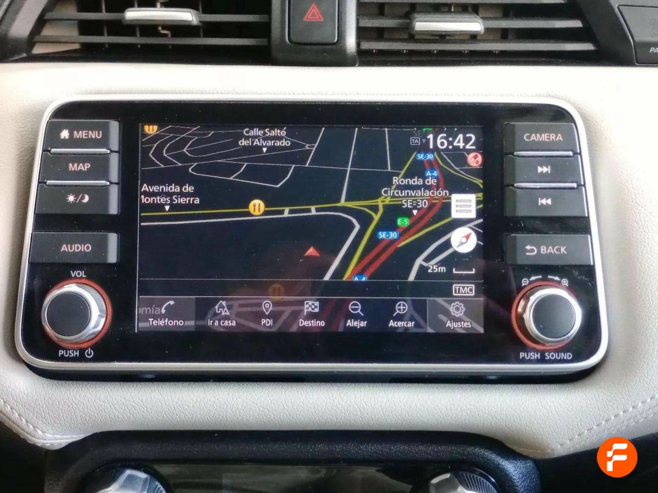 Foto Nissan Micra 17