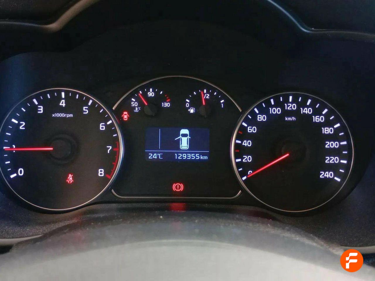 Foto Kia Carens 10