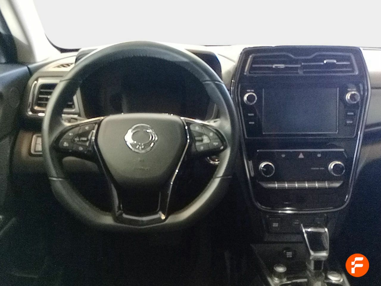 Foto SsangYong Tivoli 11