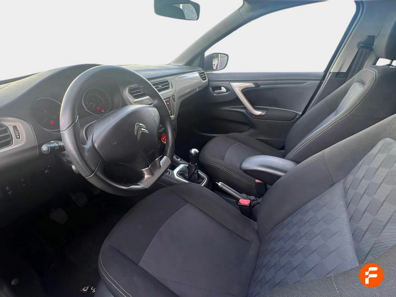 Foto Citroën C-Elysèe 11