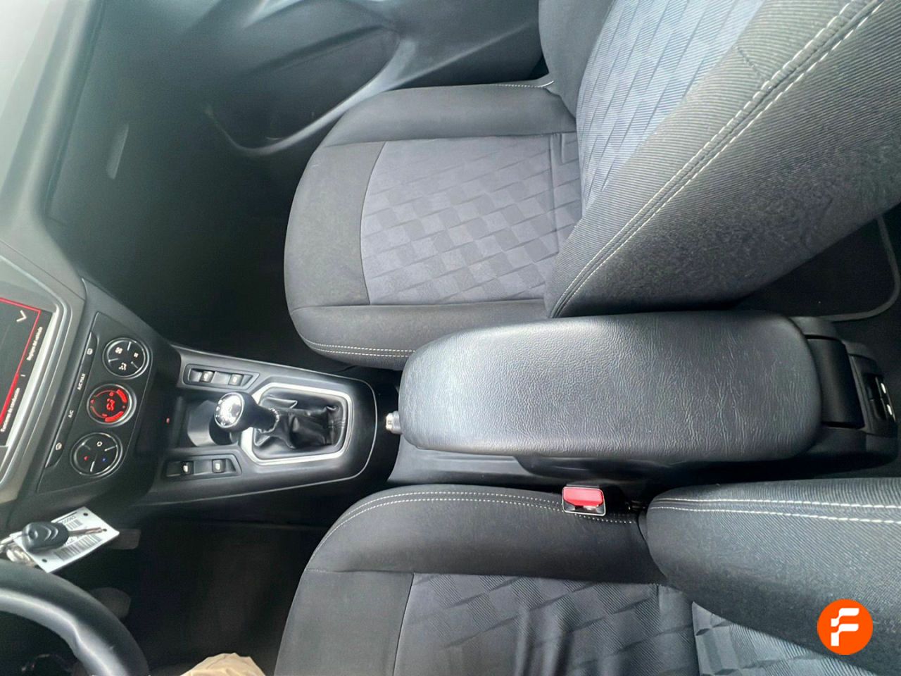 Foto Citroën C-Elysèe 21