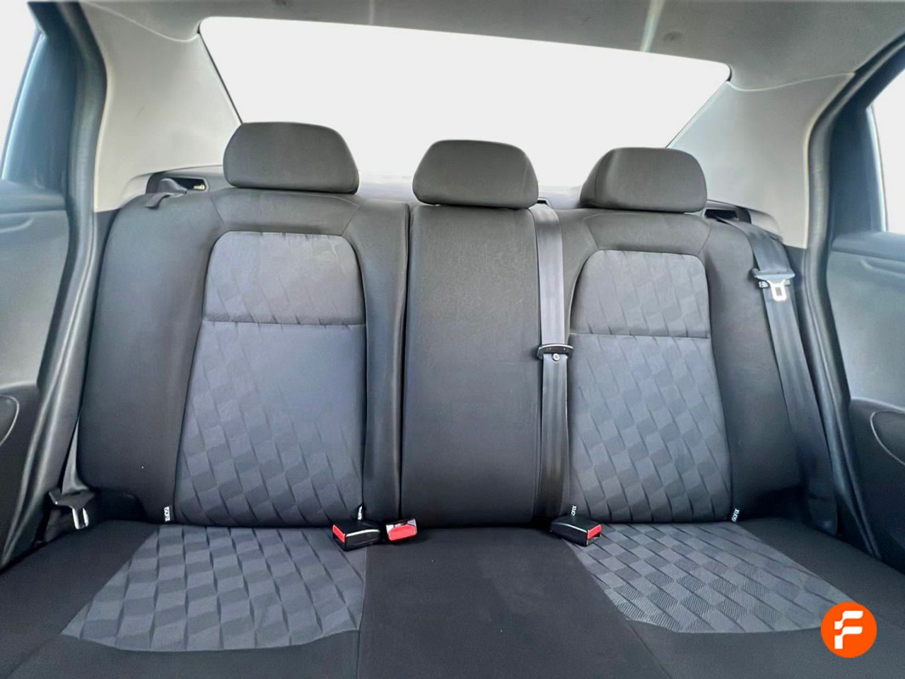 Foto Citroën C-Elysèe 25