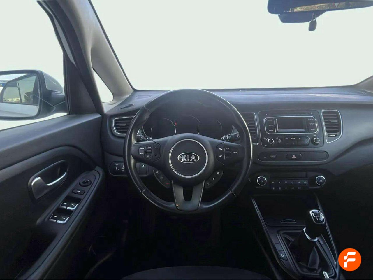 Foto Kia Carens 9