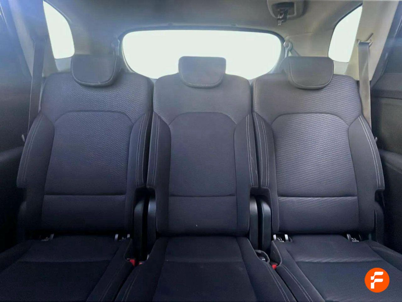 Foto Kia Carens 13