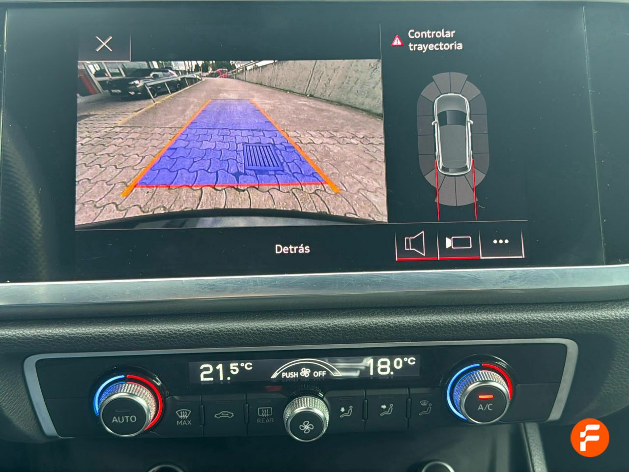 Foto Audi Q3 25