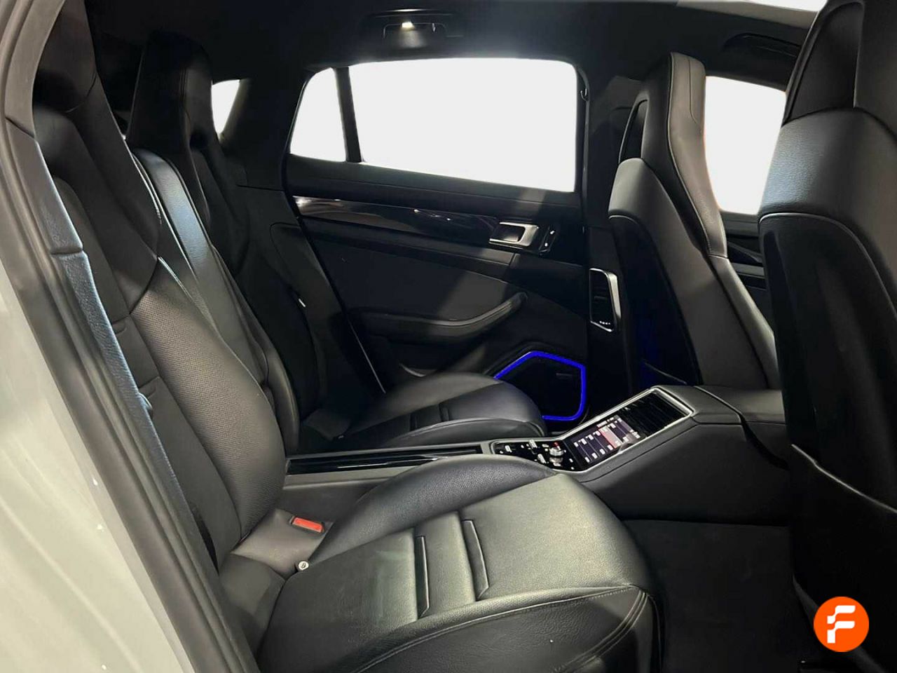 Foto Porsche Panamera 15
