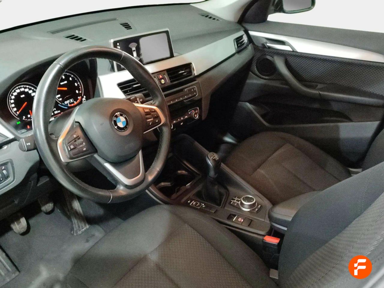 Foto BMW X1 7