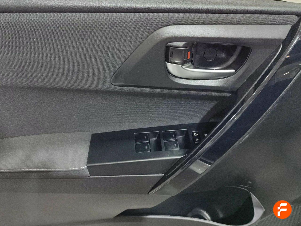 Foto Toyota Auris 8