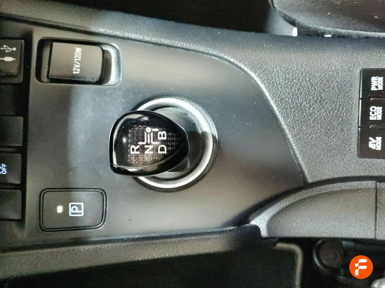 Foto Toyota Auris 17