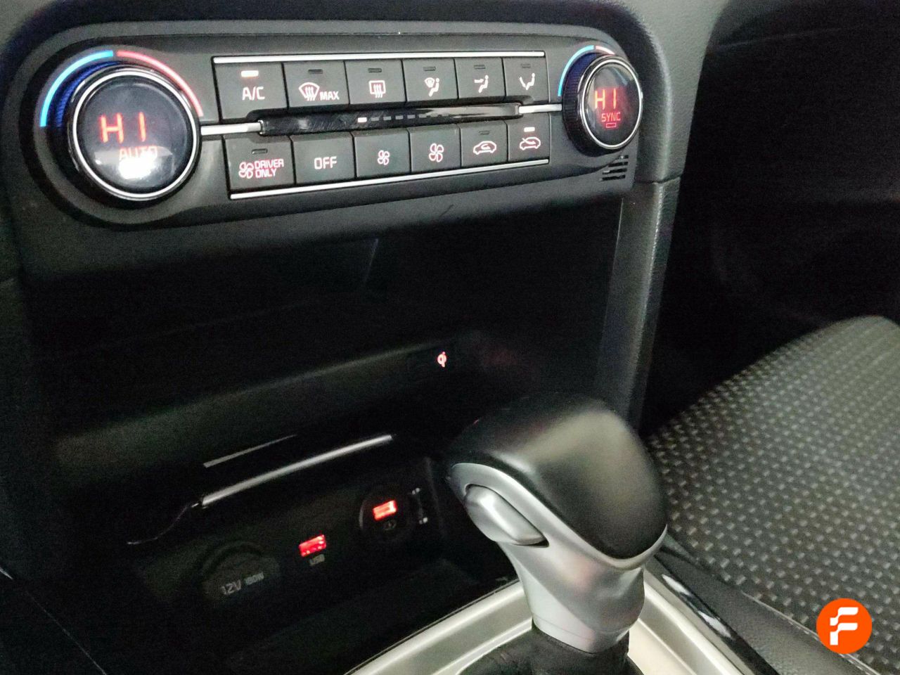 Foto Kia XCeed 17