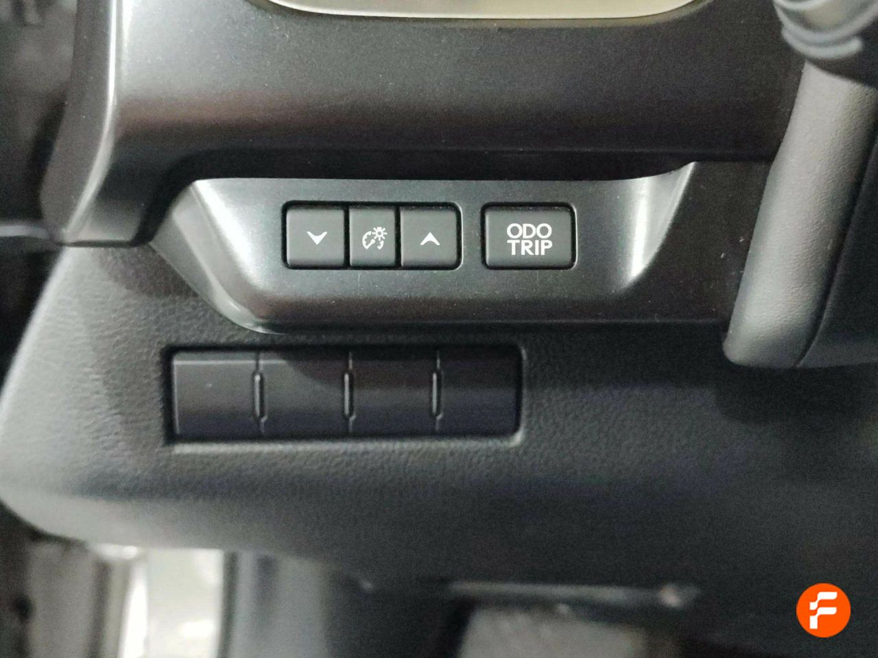 Foto Lexus UX 9