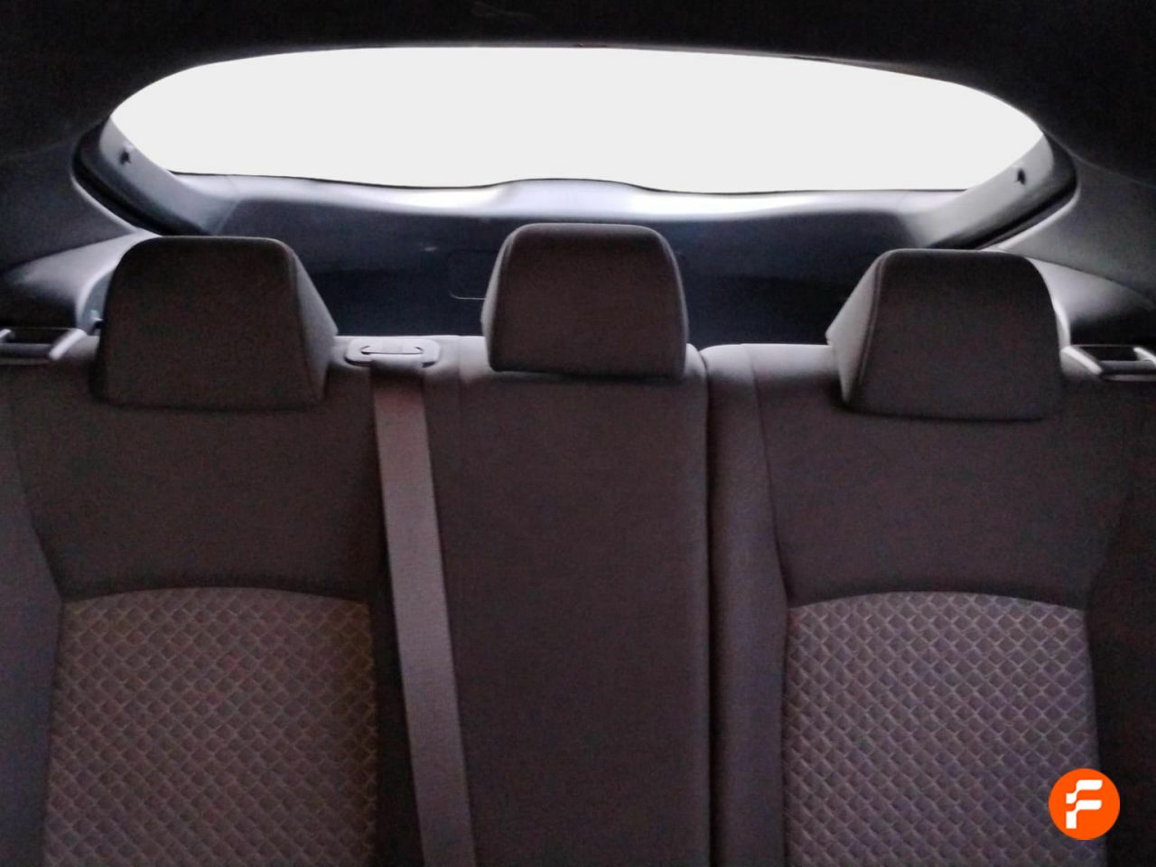 Foto Toyota C-HR 13