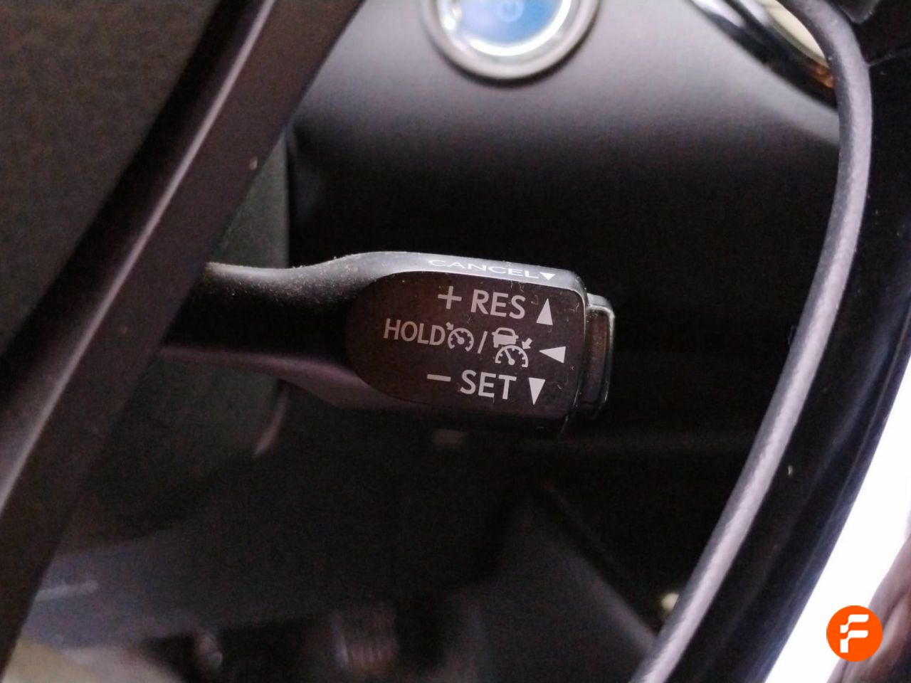 Foto Toyota C-HR 26