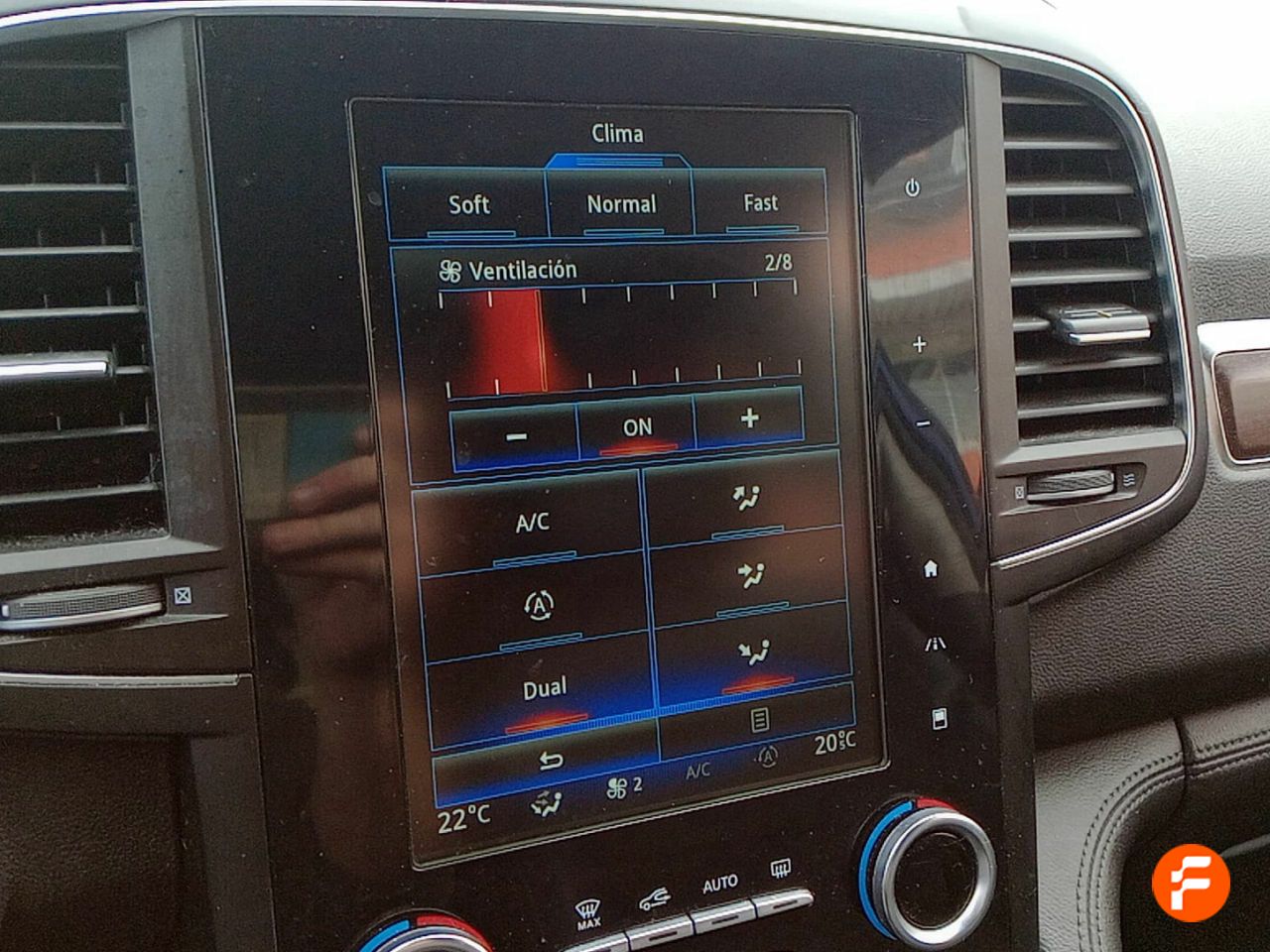 Foto Renault Koleos 18