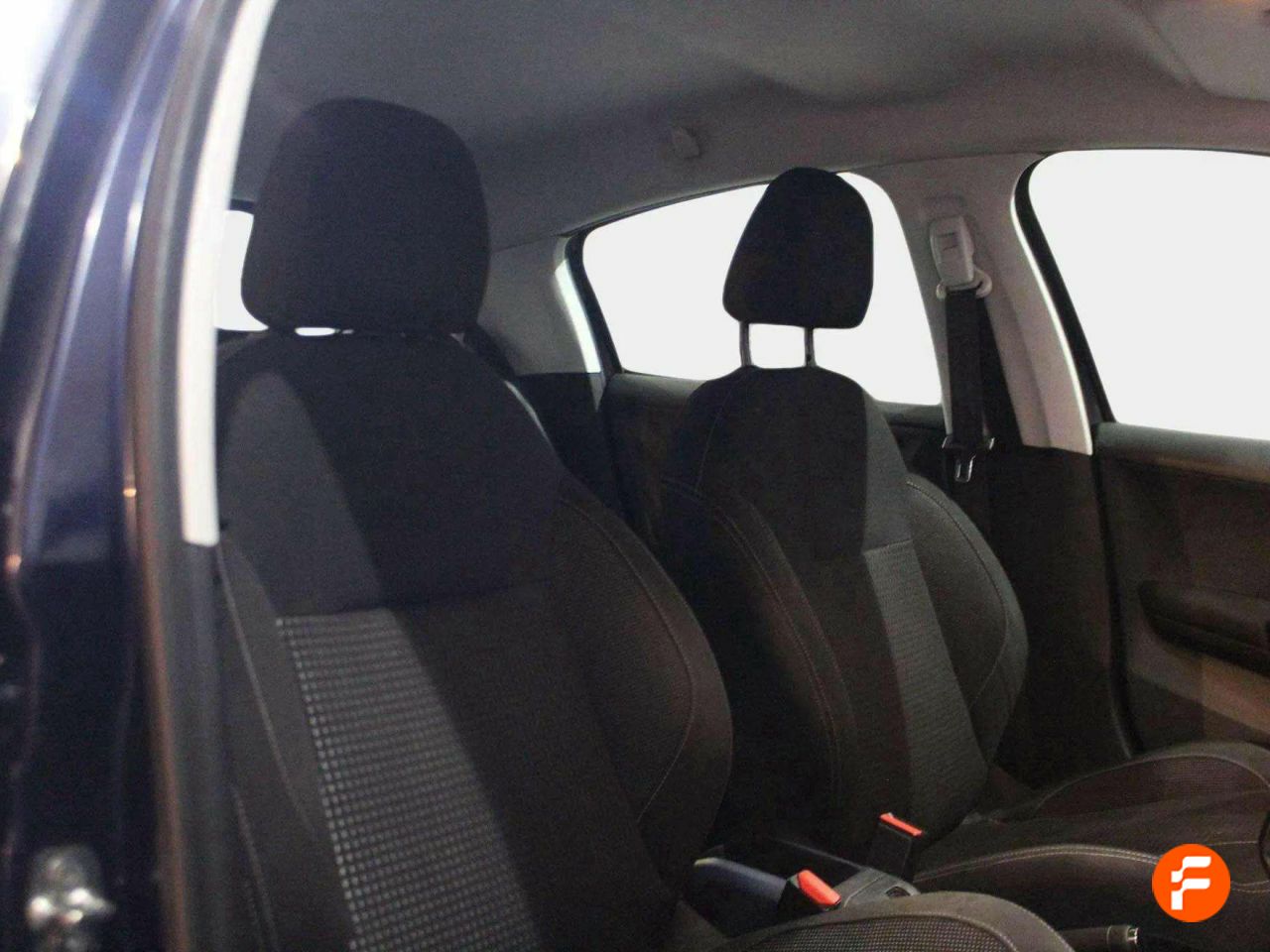 Foto Peugeot 208 16