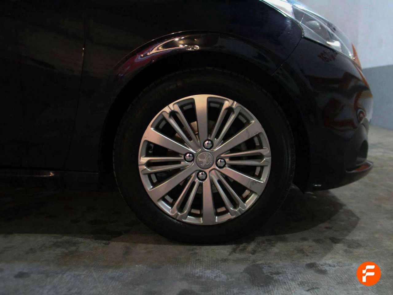 Foto Peugeot 208 19