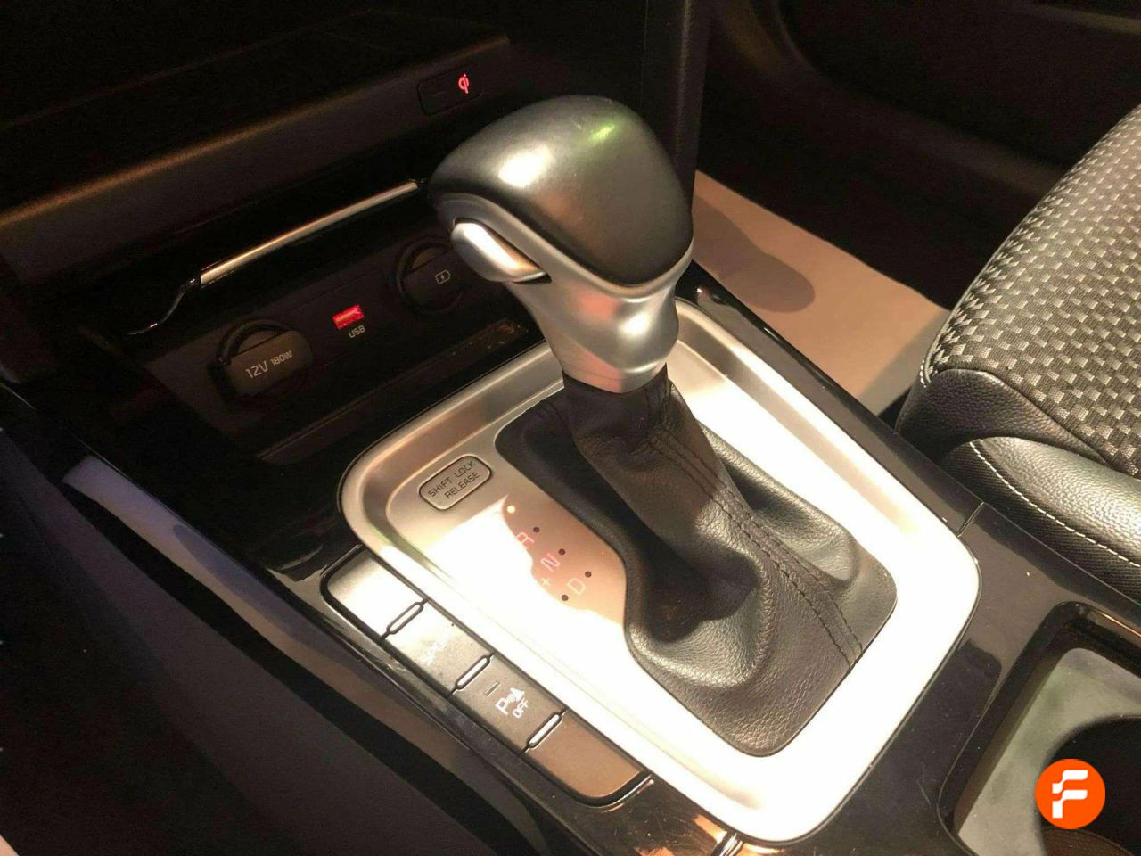 Foto Kia XCeed 14