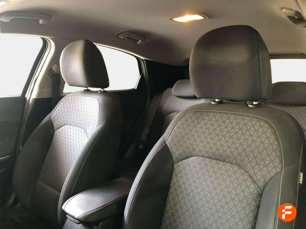 Foto Kia XCeed 8