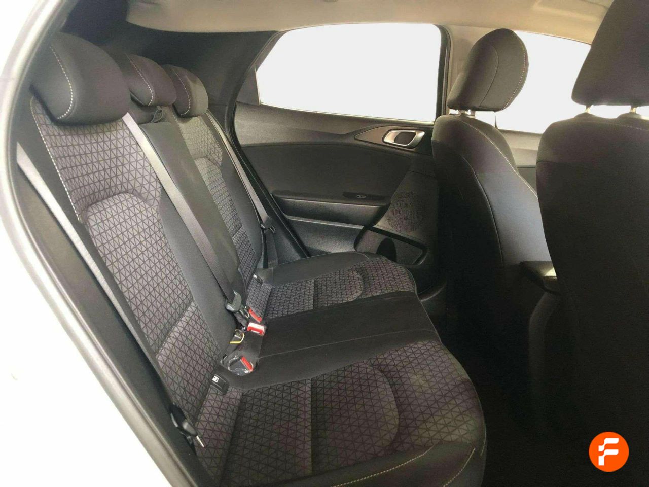 Foto Kia XCeed 13