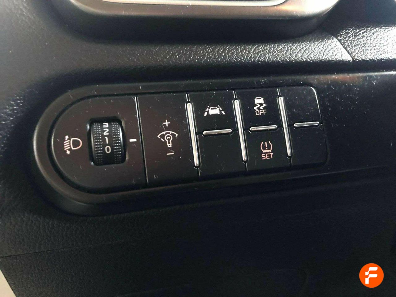 Foto Kia XCeed 18