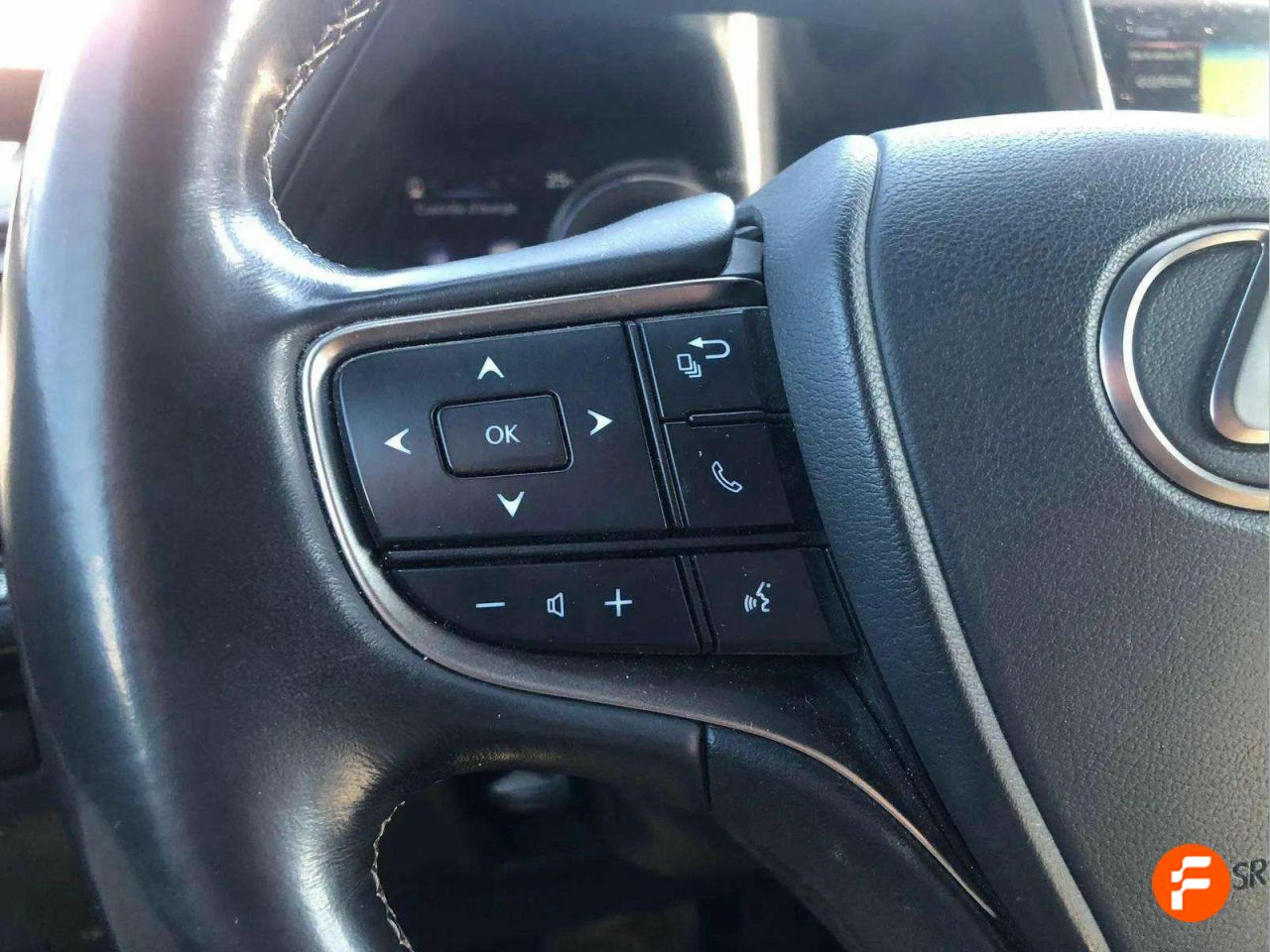 Foto Lexus UX 17