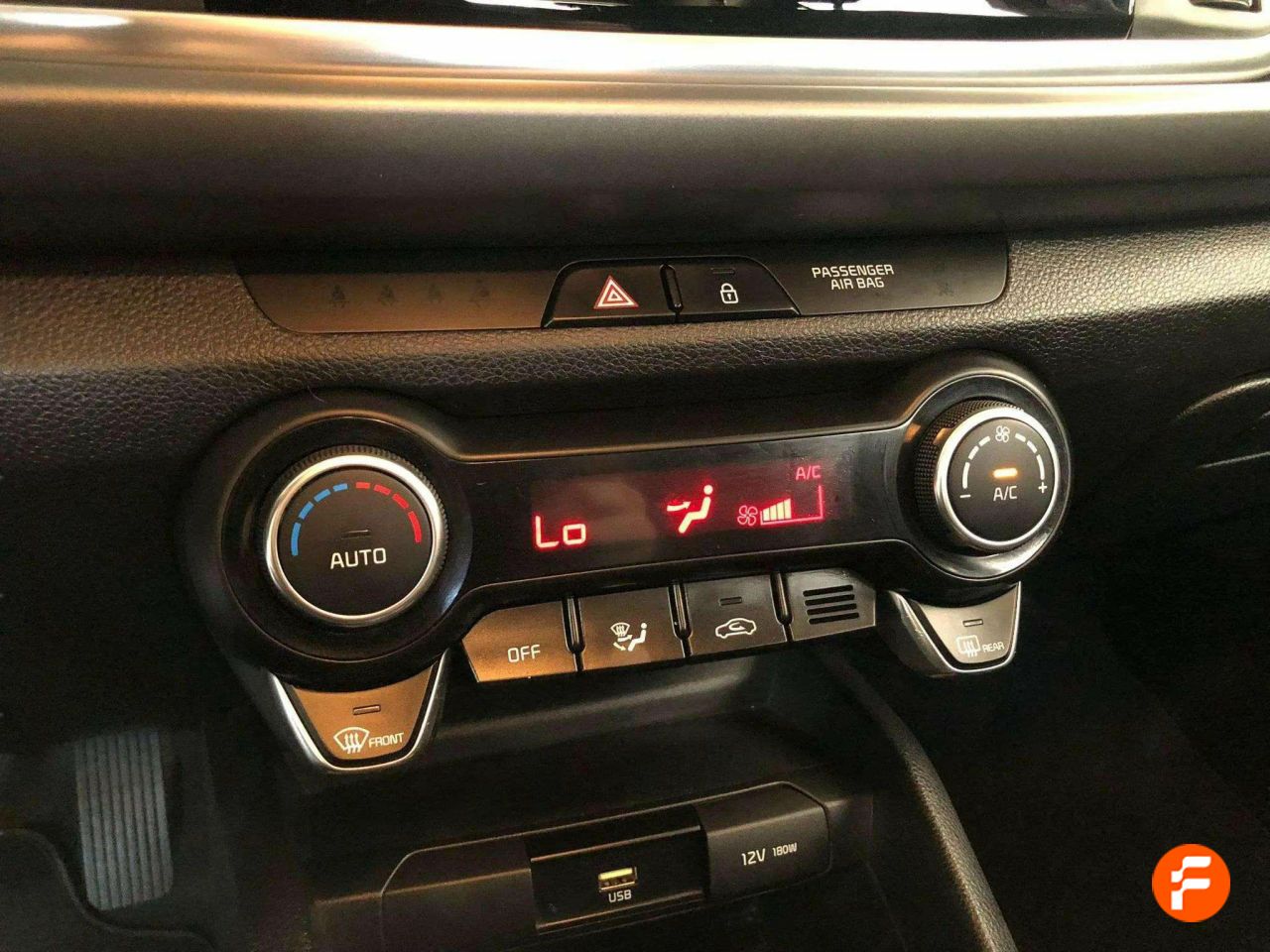 Foto Kia Rio 13