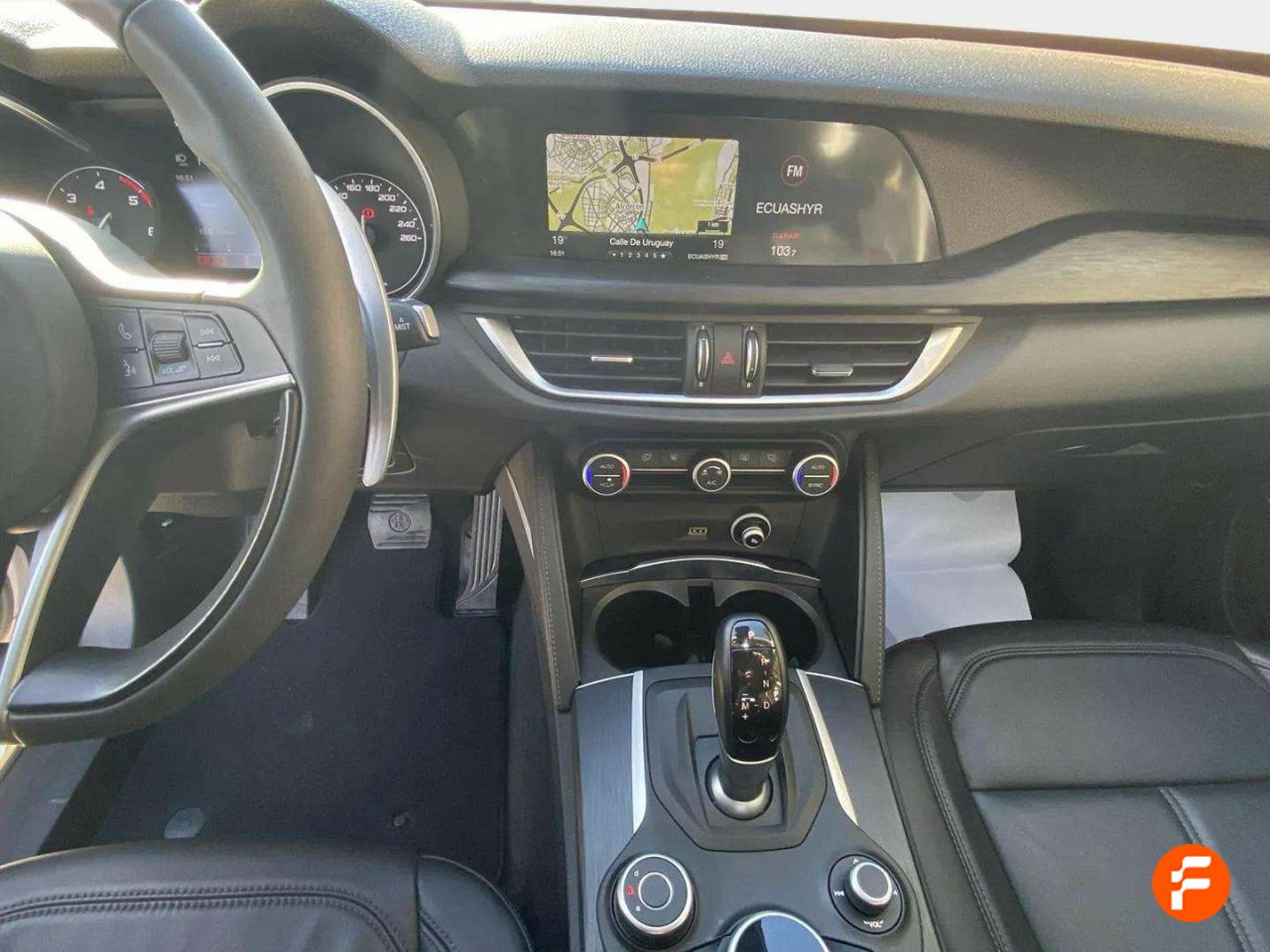 Foto Alfa Romeo Stelvio 10
