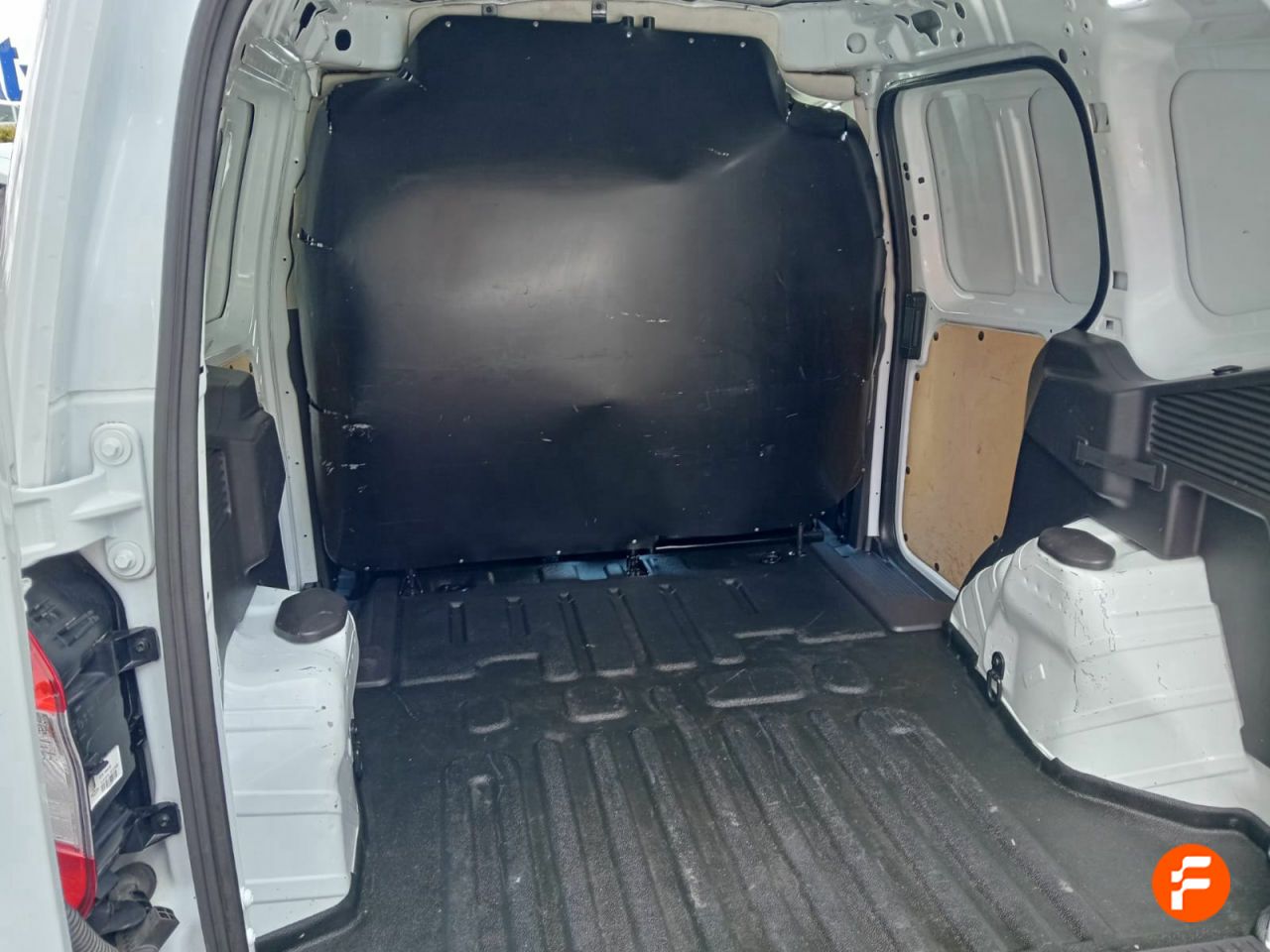 Foto Ford Transit  Courier 16
