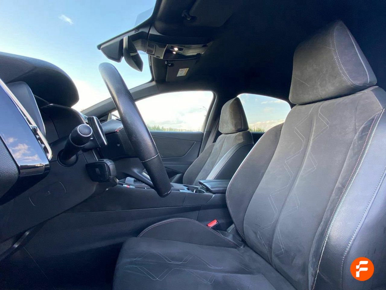 Foto DS Automobiles DS 7 10