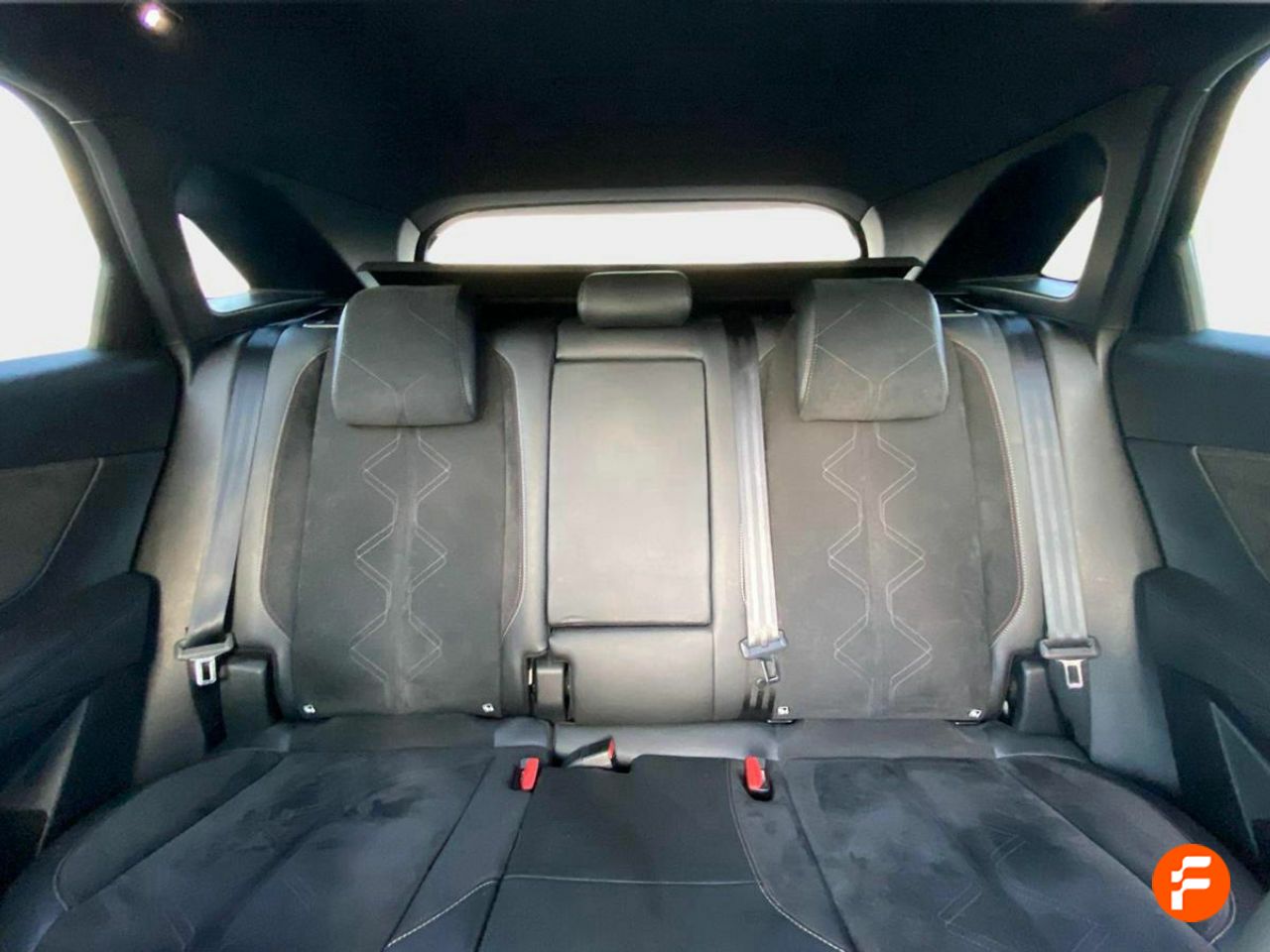 Foto DS Automobiles DS 7 13