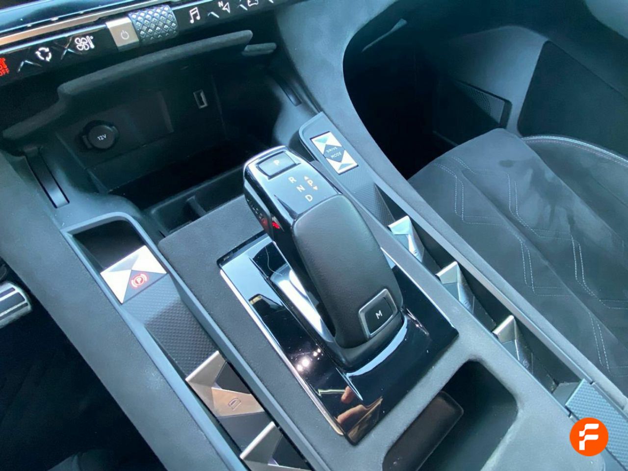 Foto DS Automobiles DS 7 19