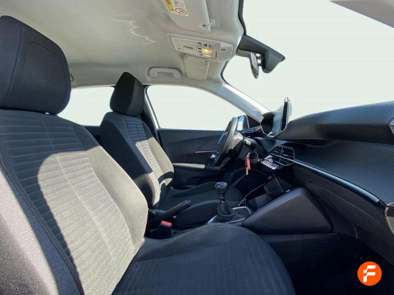Foto Peugeot 2008 11