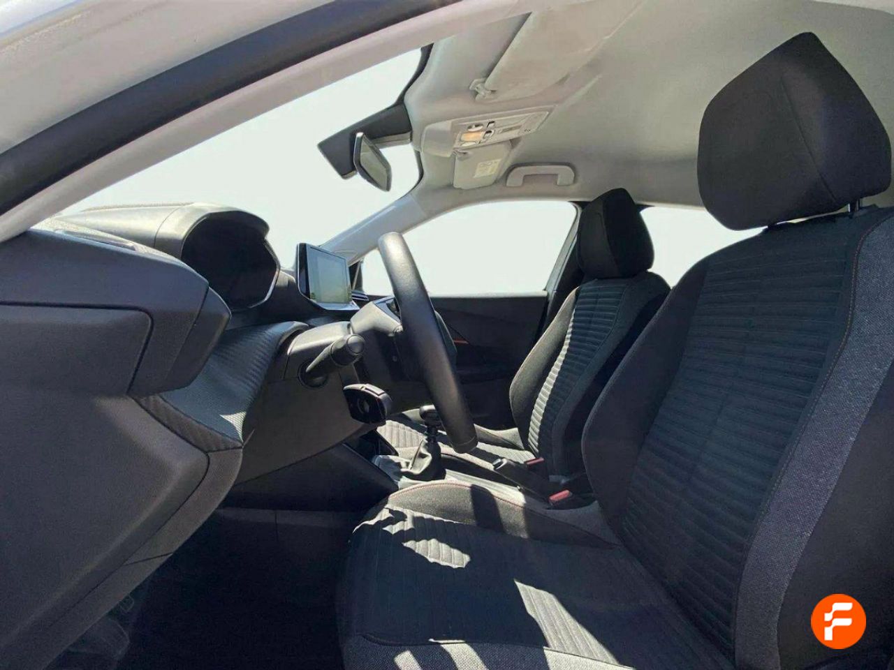Foto Peugeot 2008 9