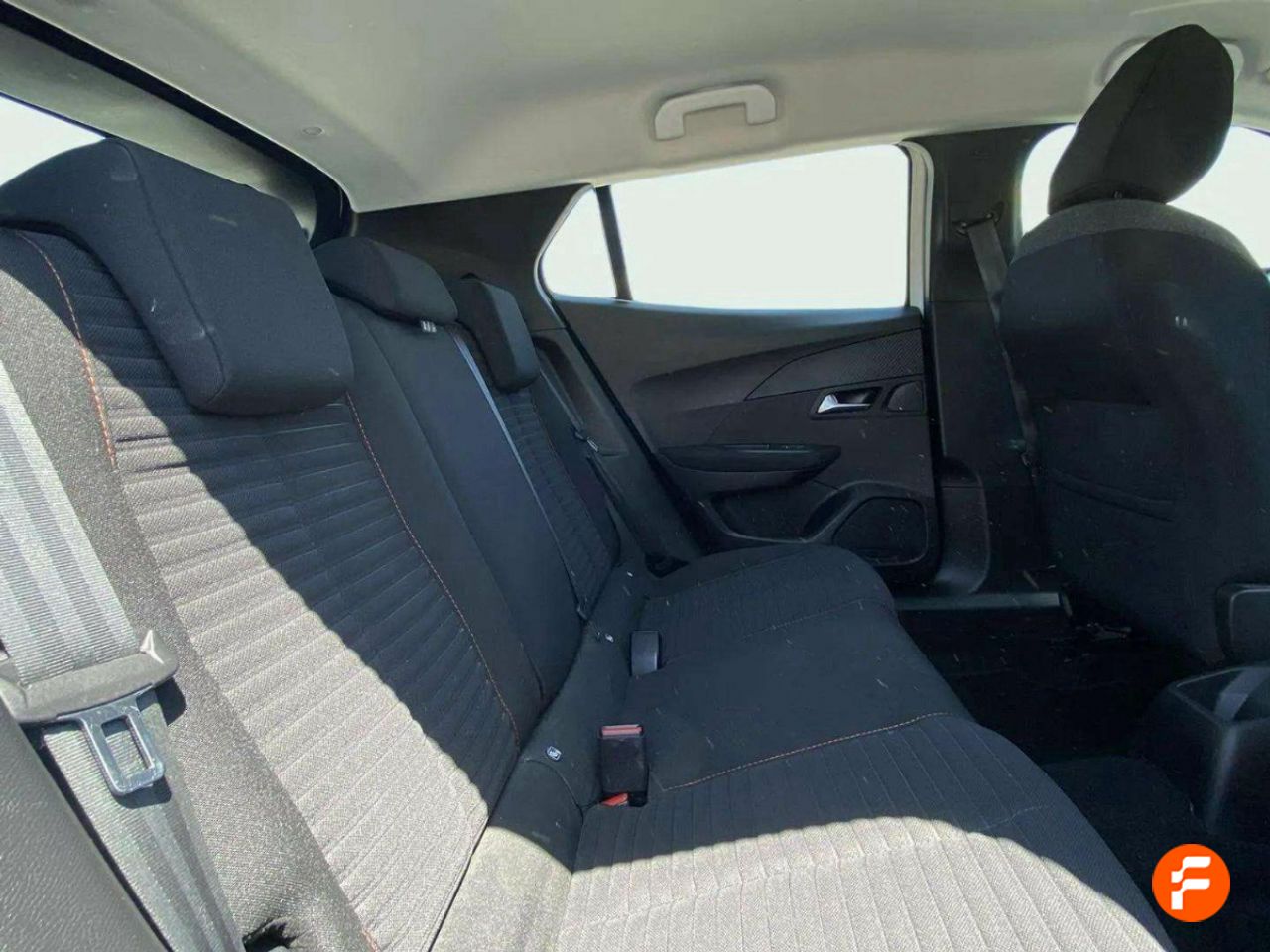 Foto Peugeot 2008 12