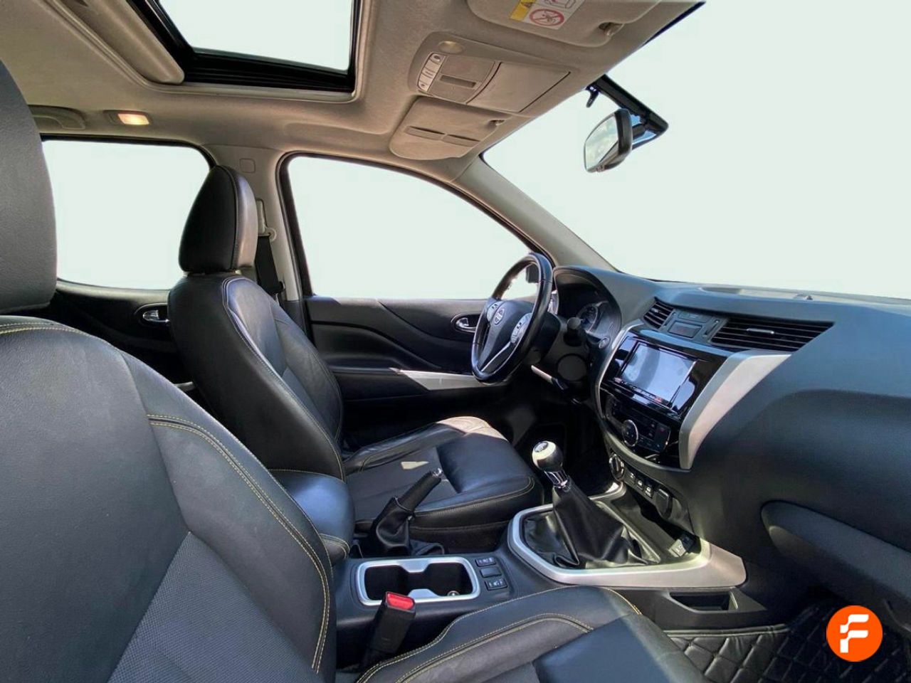 Foto Nissan Navara 13