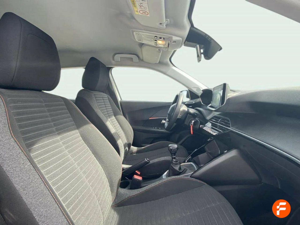 Foto Peugeot 2008 11