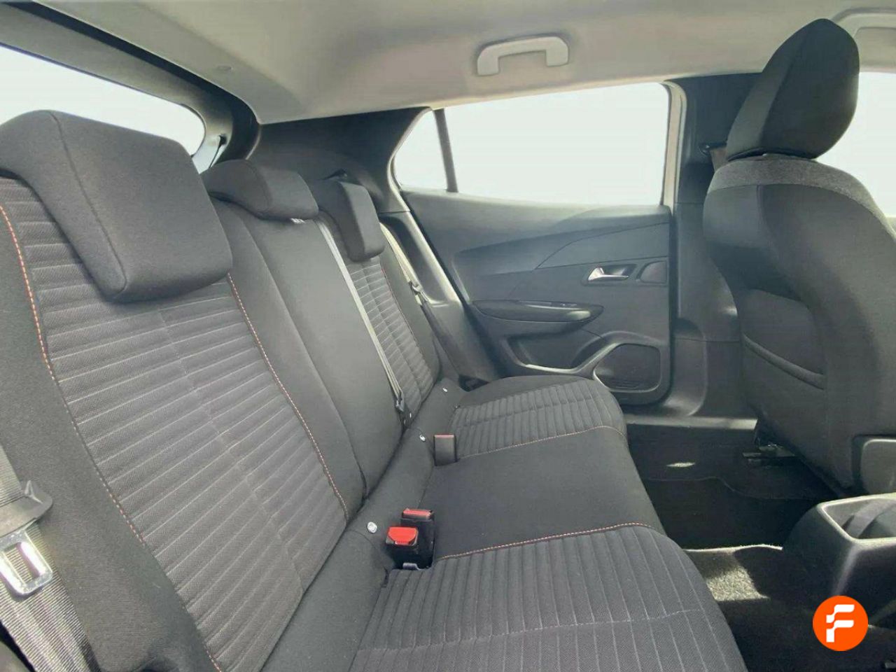 Foto Peugeot 2008 13