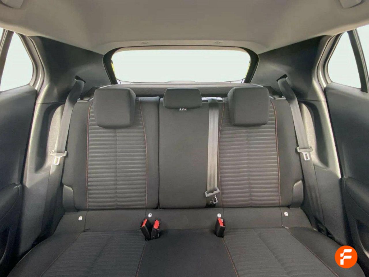 Foto Peugeot 2008 14