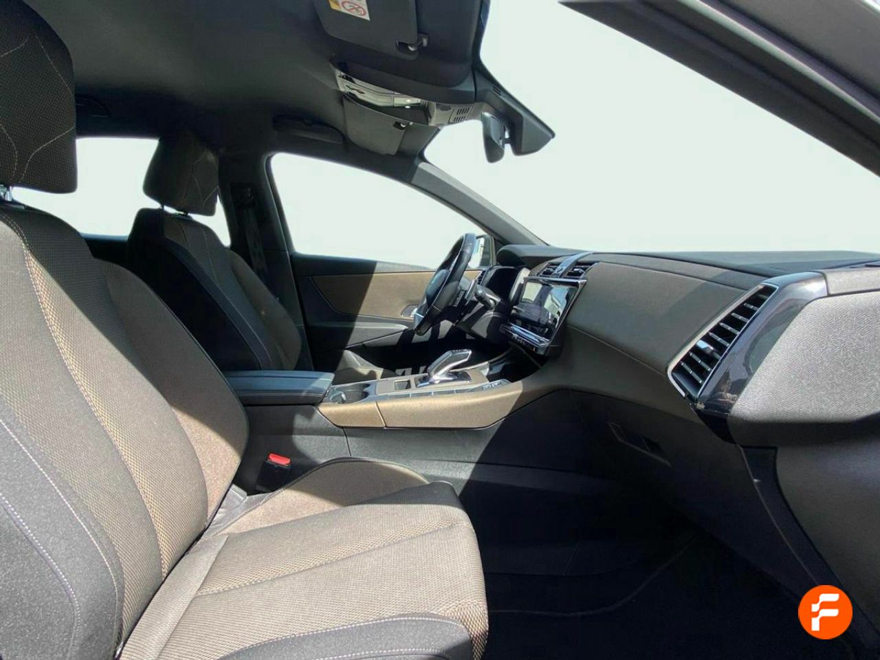 Foto DS Automobiles DS 7 11