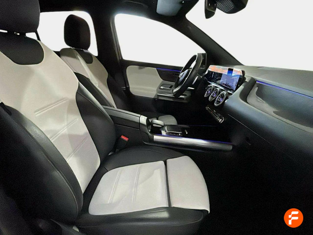 Foto Mercedes-Benz Clase GLA 20